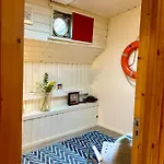 Houseboat De Cornelia