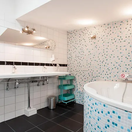 Houseboat De Cornelia Pensjonat Amsterdam