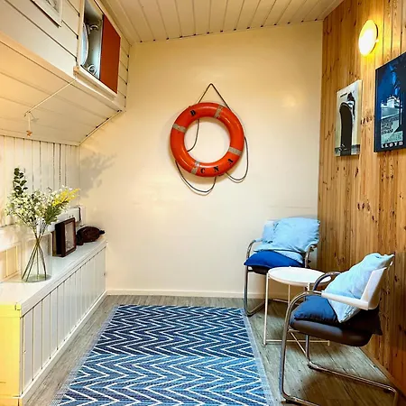 Houseboat De Cornelia Penzion Amsterdam