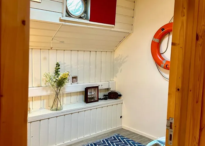 Houseboat De Cornelia