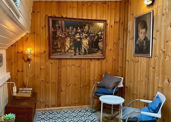 ゲストハウス Houseboat De Cornelia