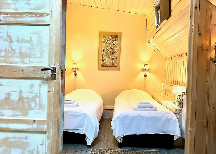 Houseboat De Cornelia ゲストハウス